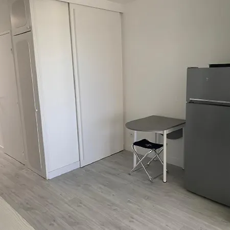 Vittoria Immobilier 8 - Reglement Sur Place - Cheques Acceptes 아파트 *